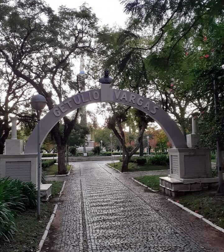 Praça Moisés Viana