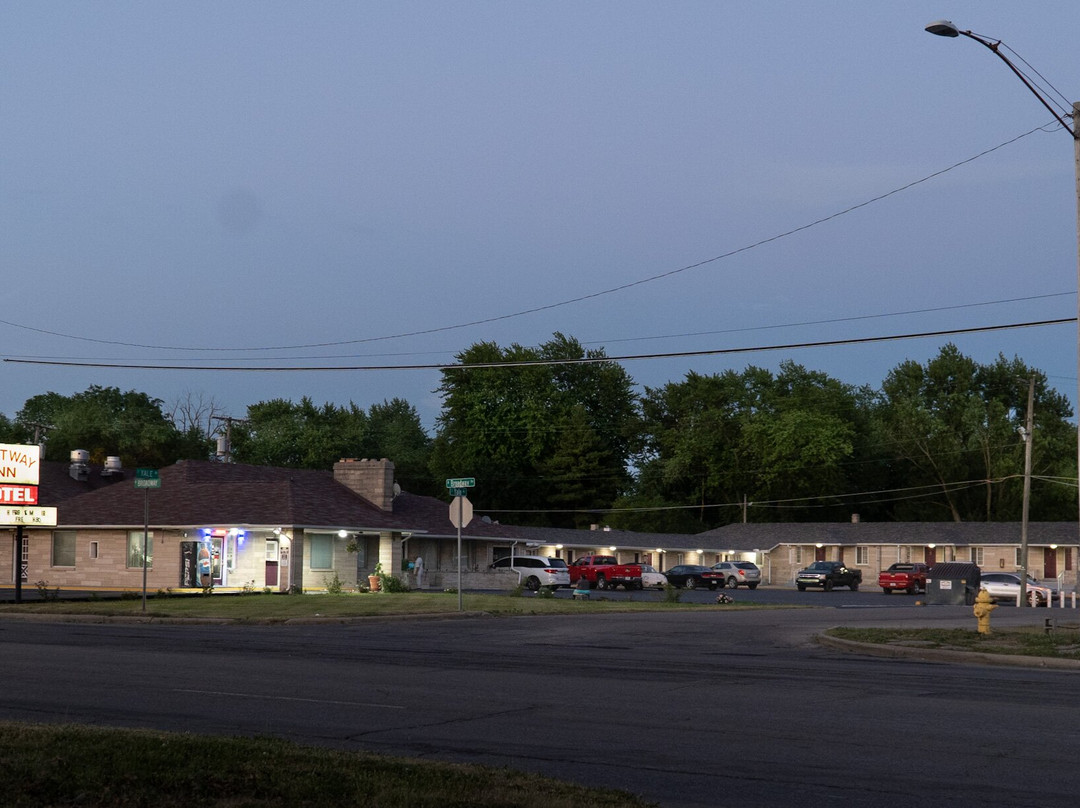 Bestway Inn