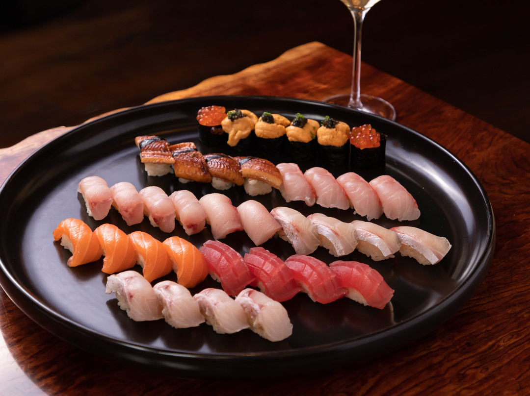 Karma Burlington主图