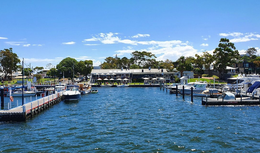 Peels Tourist and Ferry Service-莱克斯恩特伦斯必去景点