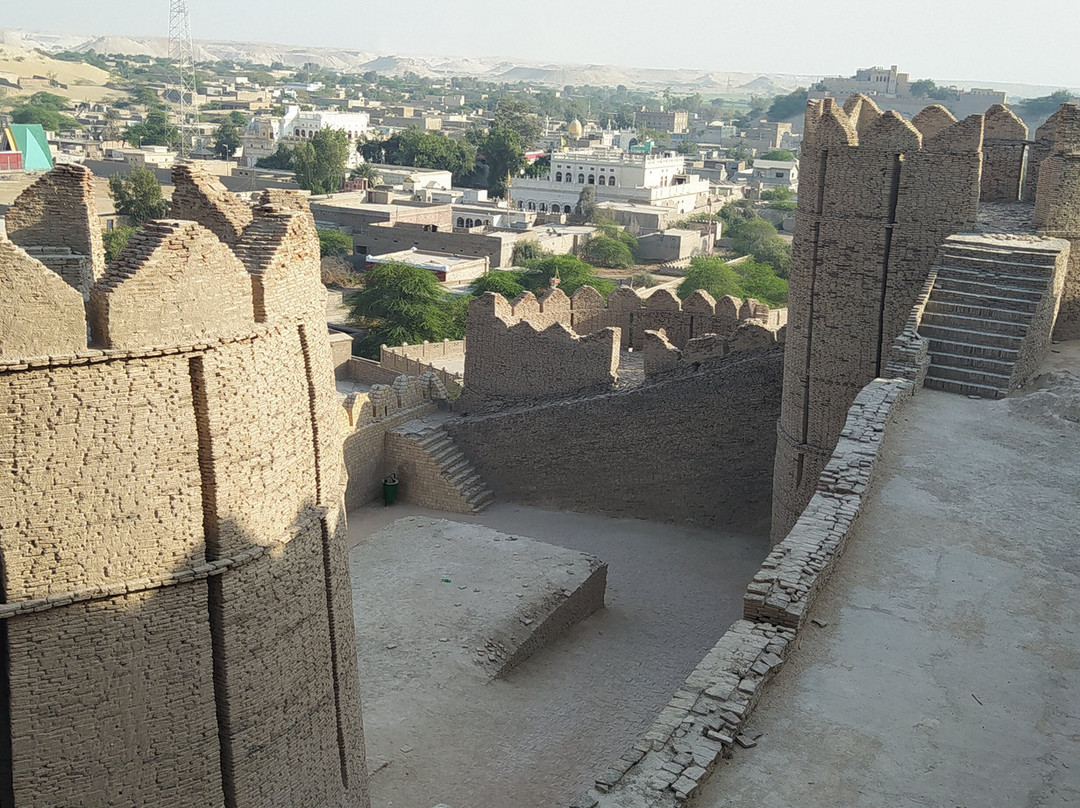 Kot Diji Fort-Khairpur必去景点