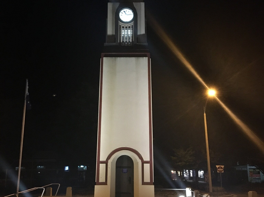 Bright Memorial Clock Tower-布赖特必去景点