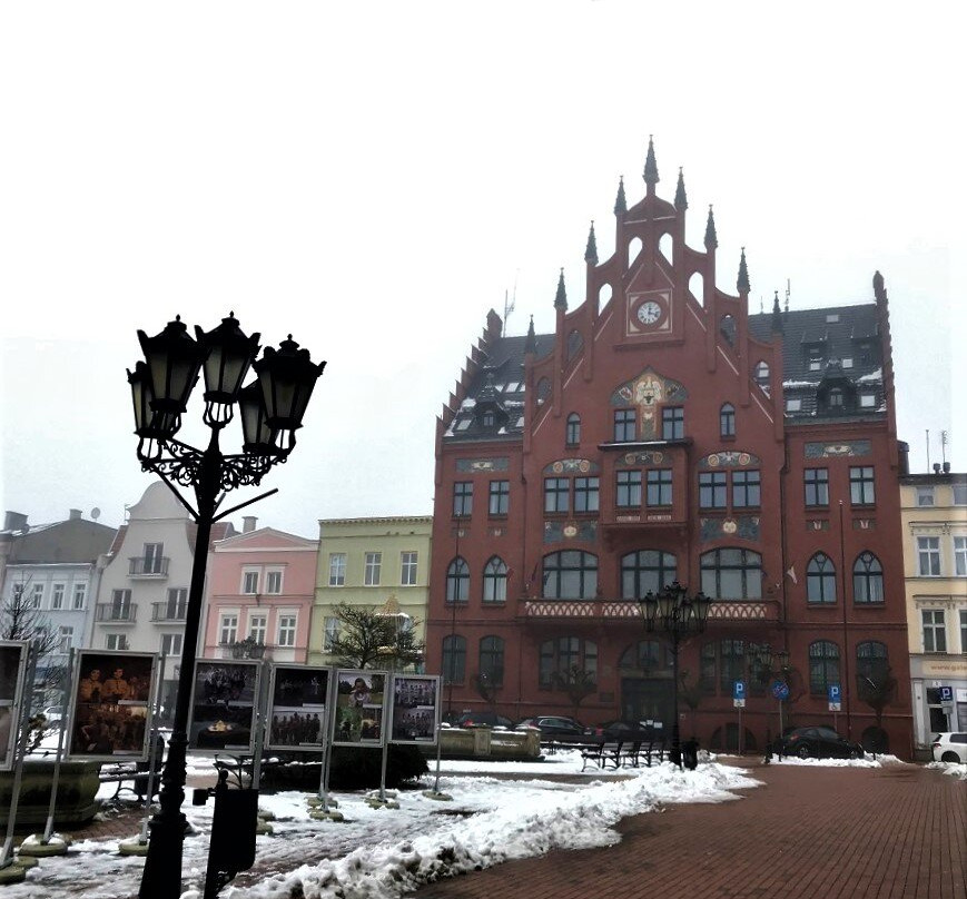 Market Square in Chojnice景点图片