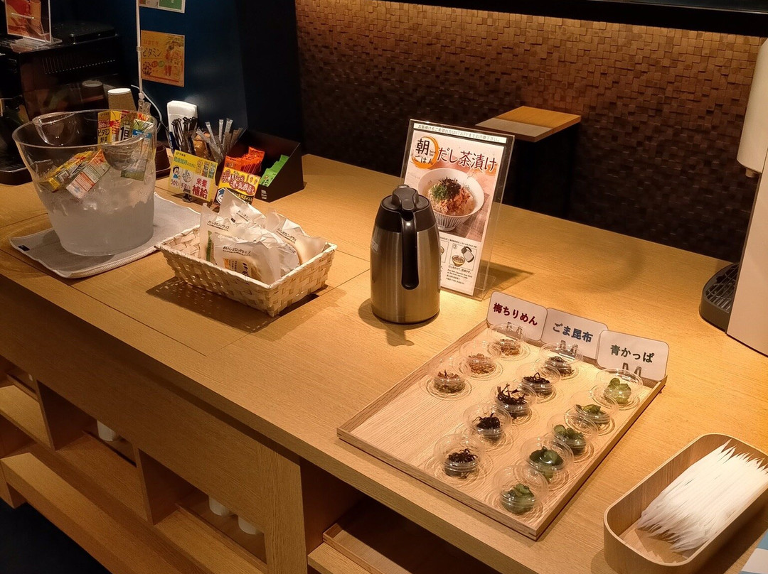 新正平酒店主图