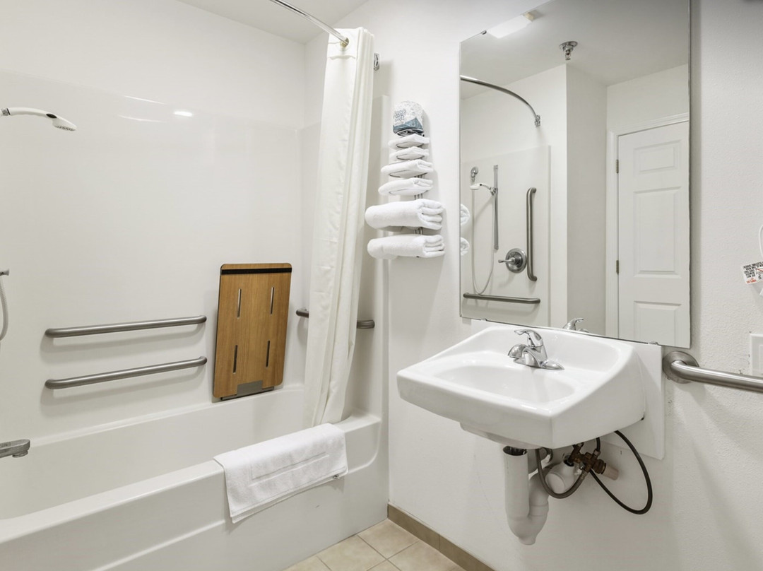 Red Bud Country Inn主图