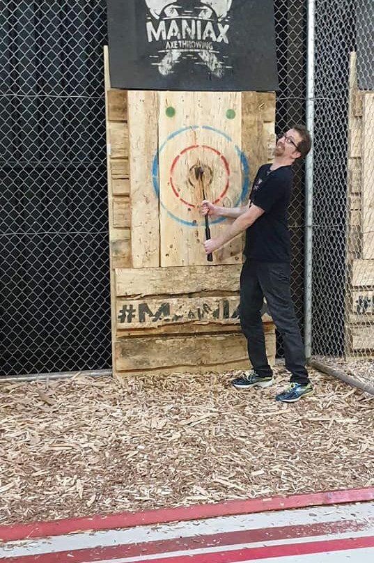 MANIAX Axe Throwing - Perth-珀斯必去景点