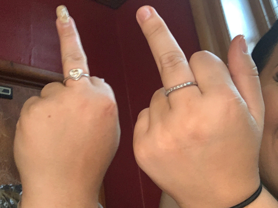 Hong Kong Charlie's Vodka Bar-普兹茅斯必去景点