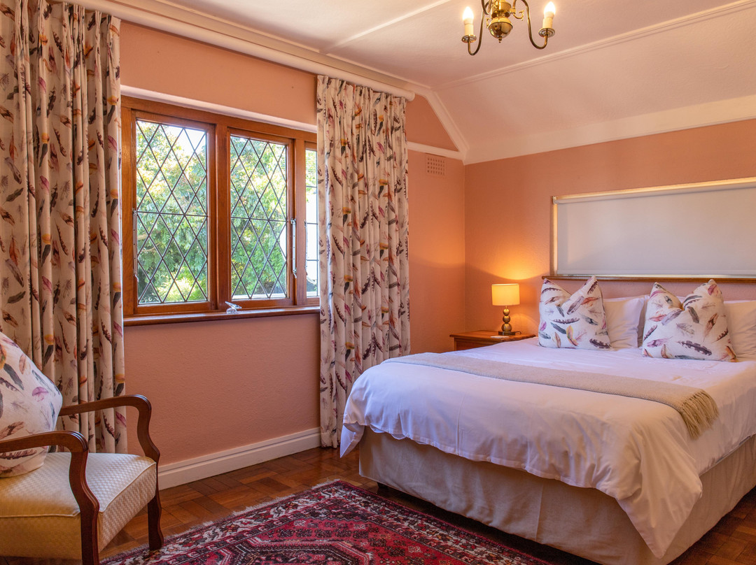 Knightsbury Guest House主图