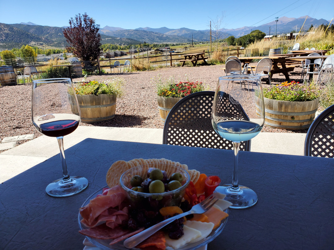 Vino Salida Wine Cellars-Poncha Springs必去景点