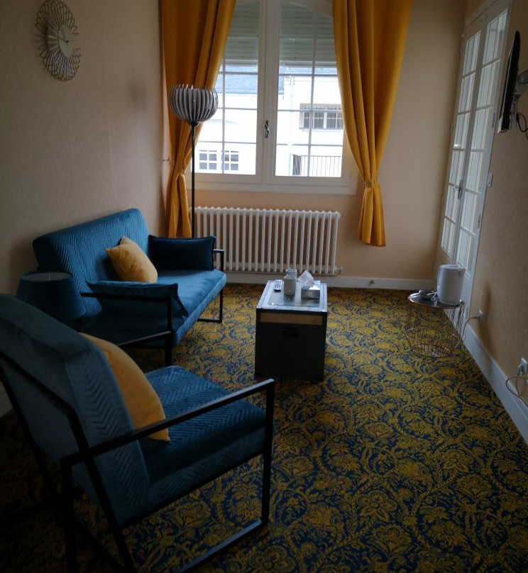 Aux Portes du Château主图