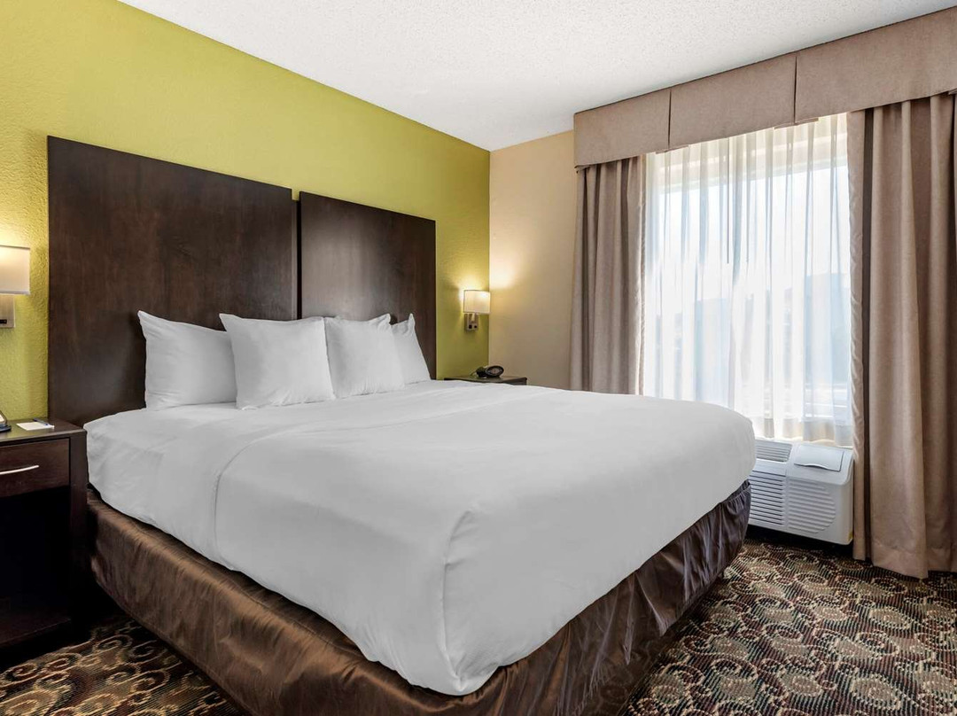 Comfort Suites主图