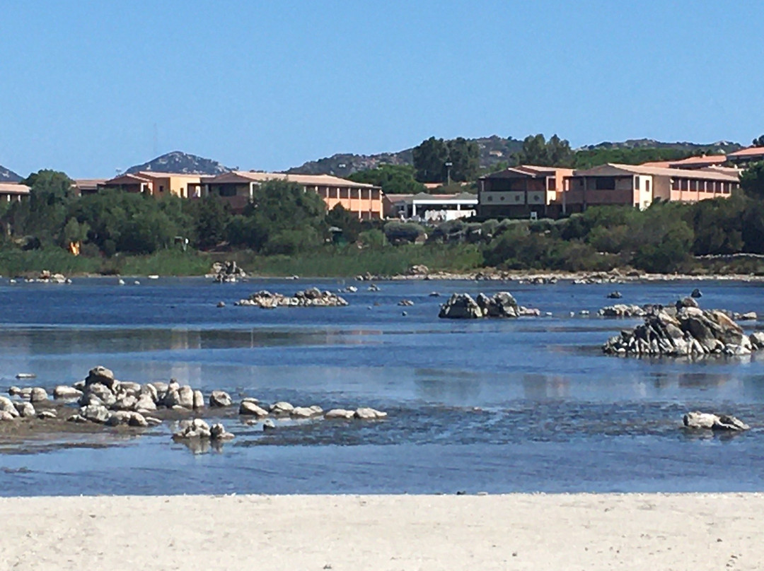 Spiaggia Salina Bamba-San Teodoro必去景点