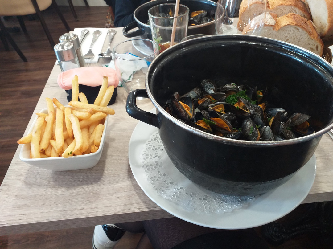 Moules-et-Baucels旅游攻略图片