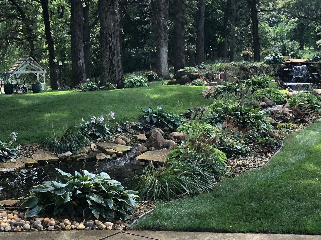 The Oakwood Inn主图