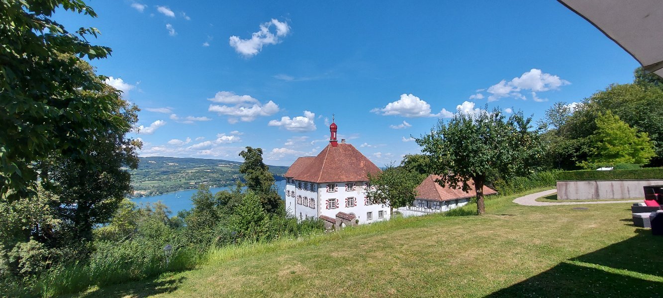 Schloss Freudenfels-官方