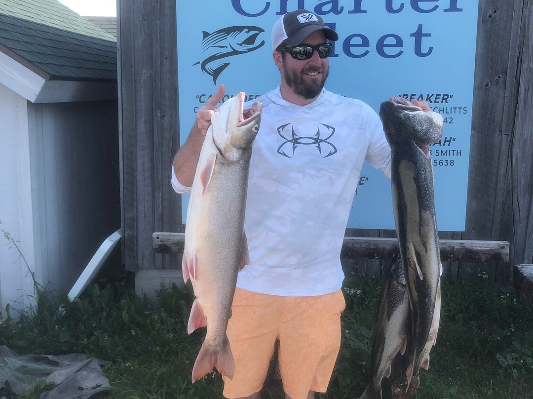 Mariah and Pier Pressure Charter Fishing景点图片