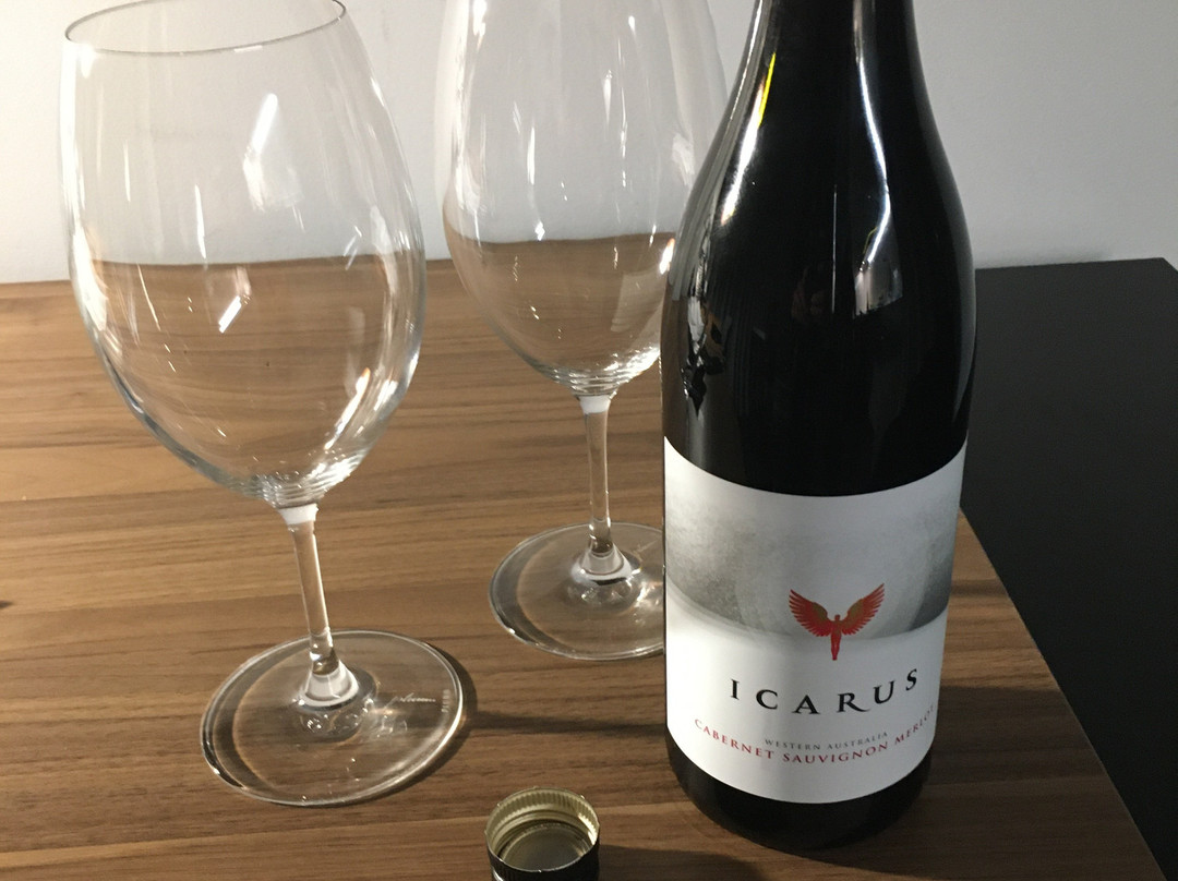 The Gerald Apartment Hotel主图