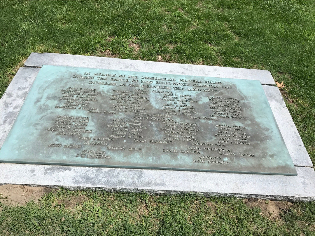 Cedar Grove Cemetery景点图片