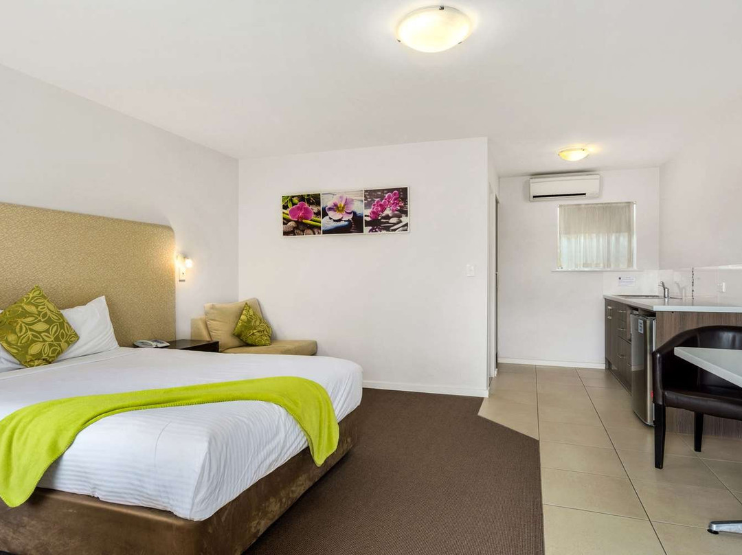 Pan Co Victor Harbor主图