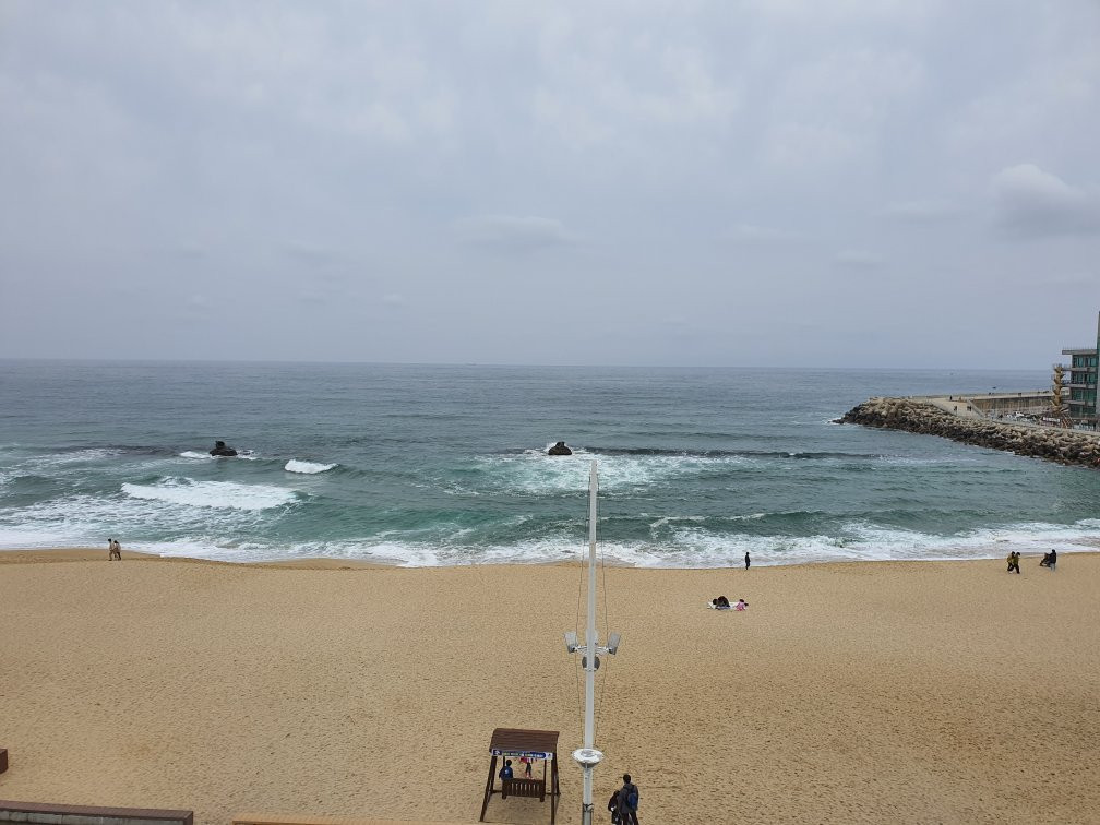 Anmok Beach-江陵市必去景点