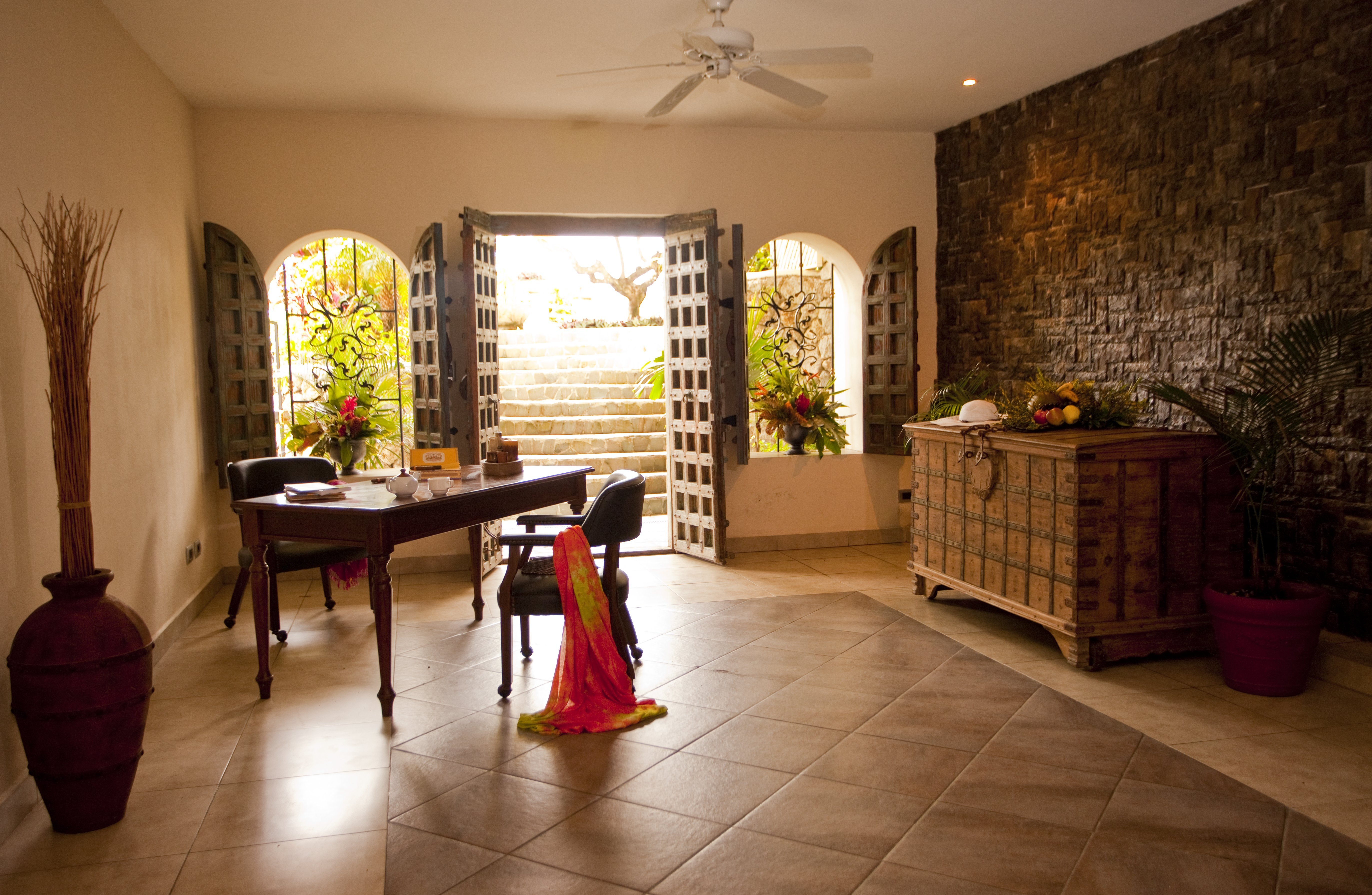 Parador Resort & Spa-官方