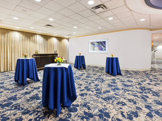 锡拉丘兹皇冠假日酒店主图