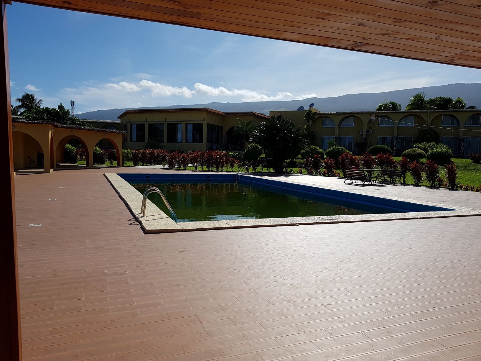 莫罗尼瑞塔姬酒店-泳池