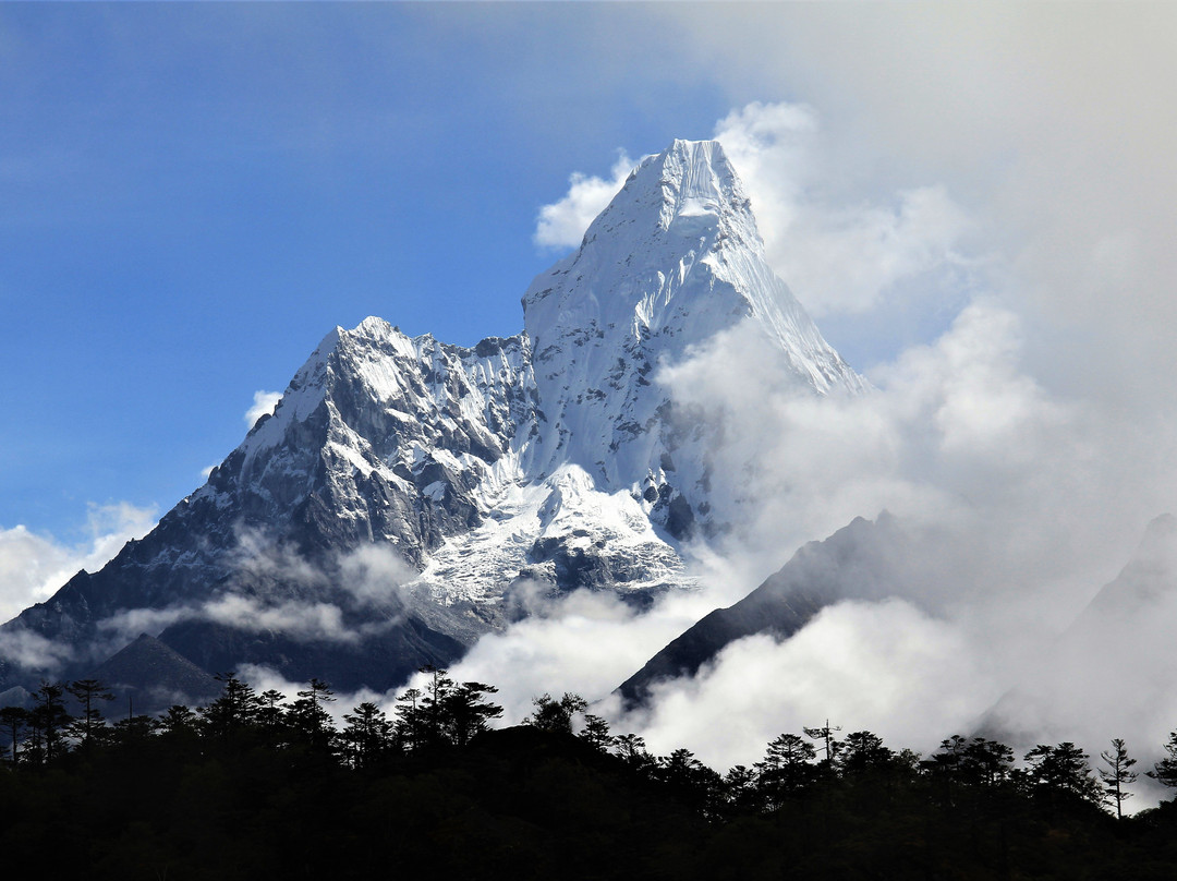 Mt. Ama Dablam-萨加玛塔国家公园必去景点