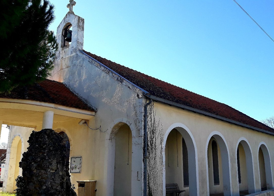 Église Sainte Catherine-Port-des-Barques必去景点