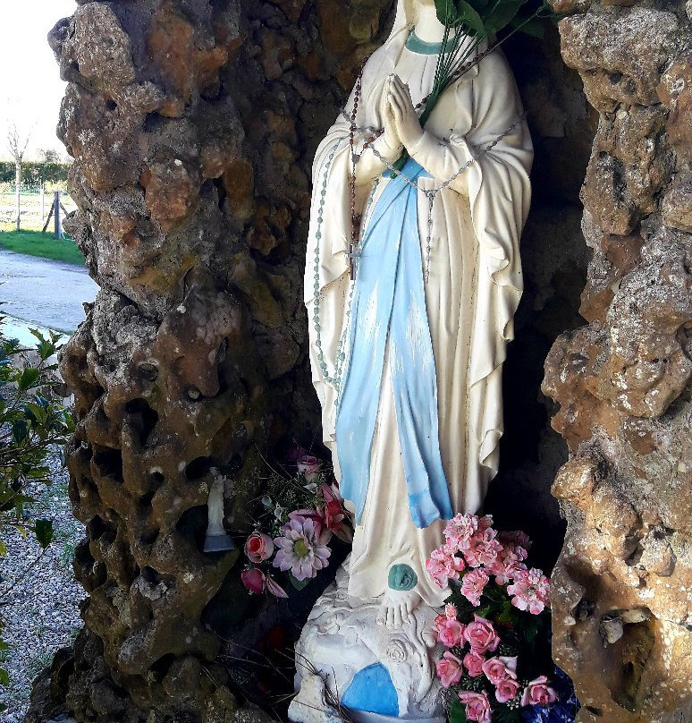 Église Sainte Catherine-Port-des-Barques必去景点