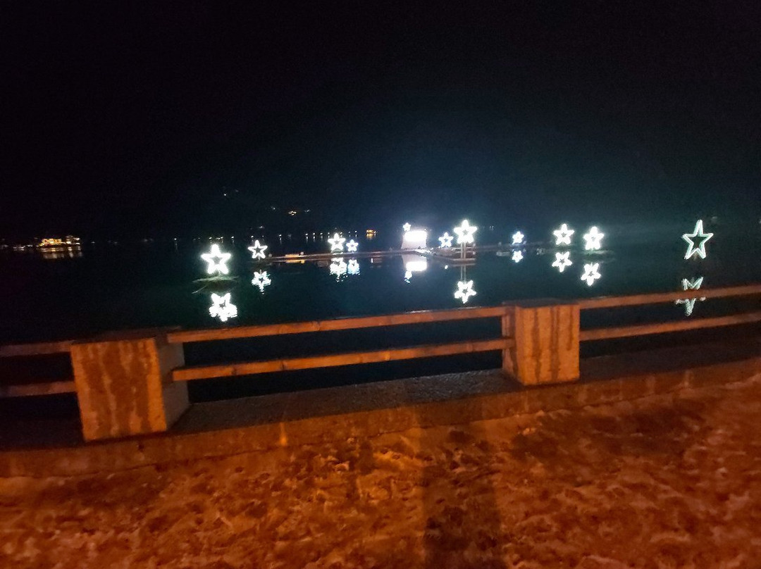 Magic Lake Show-采尔湖畔必去景点