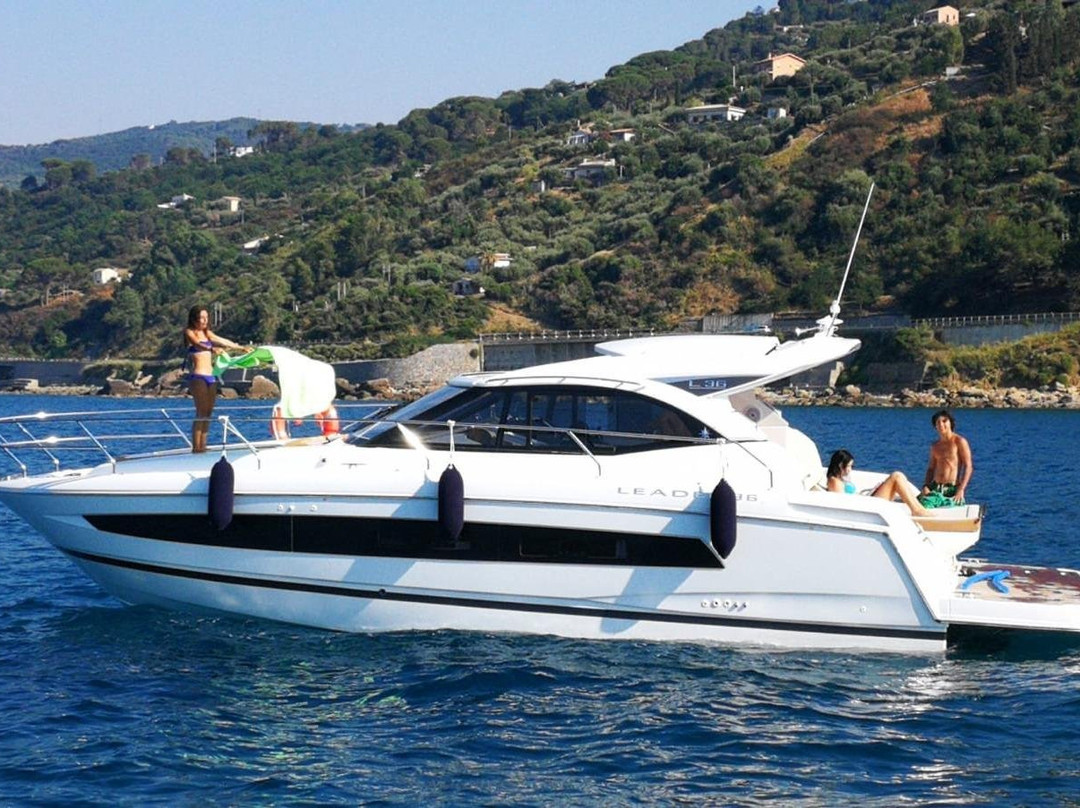 Cefalù Charter Boat Rivage-切法卢必去景点