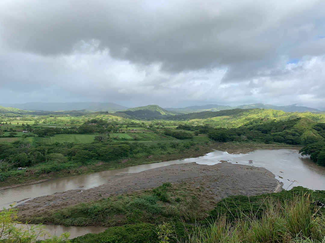 Off-Road Cave Safari-辛加东卡必去景点
