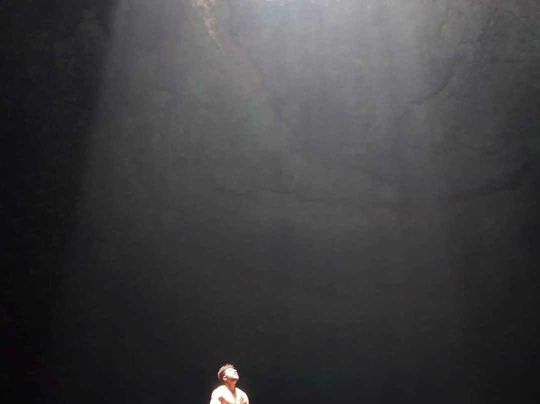 Blue Cave-塔纳岛必去景点