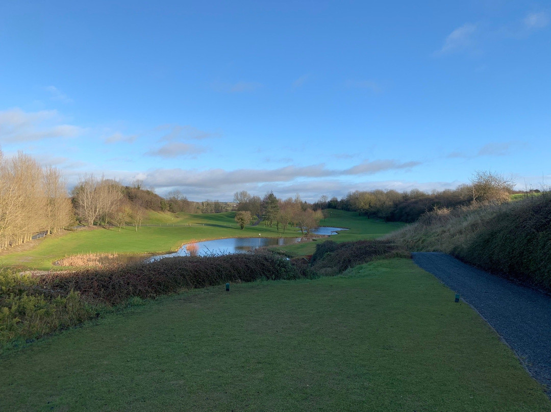 Esker Hills Golf Club景点图片