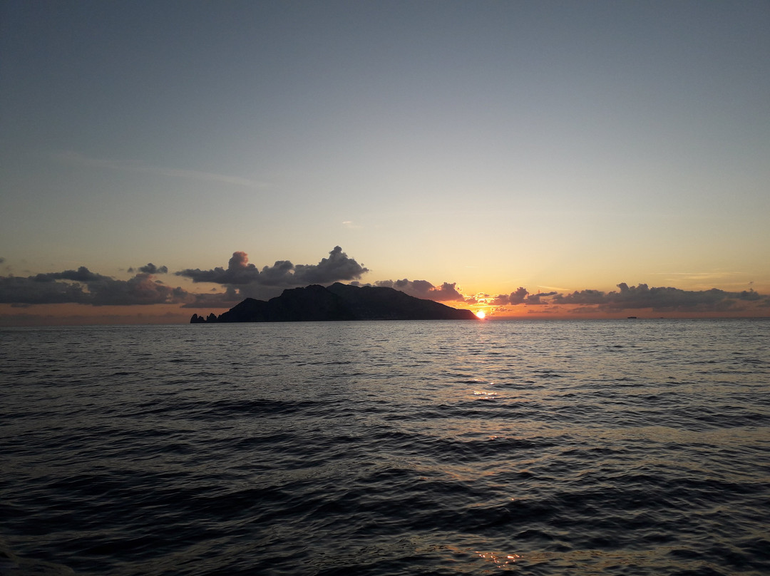 Lovely Capri Charter-马萨卢布伦塞必去景点