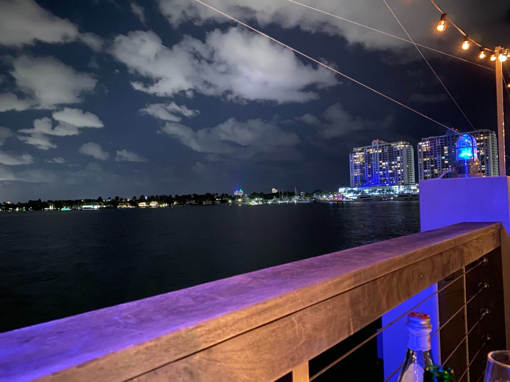 标准迈阿密酒店主图