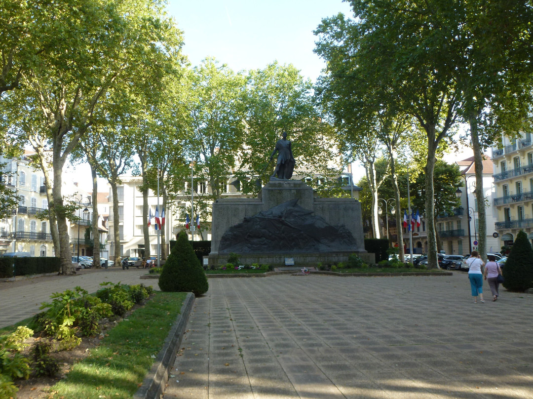 Monument aux morts de 14-18 de Vichy-维希必去景点