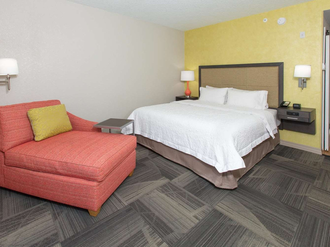 Hampton Inn Palatka主图
