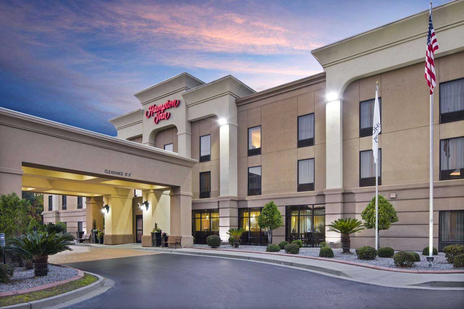 Hampton Inn Hinesville-官方