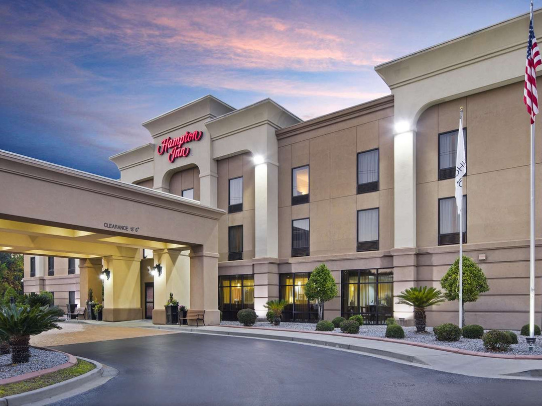Hampton Inn Hinesville主图