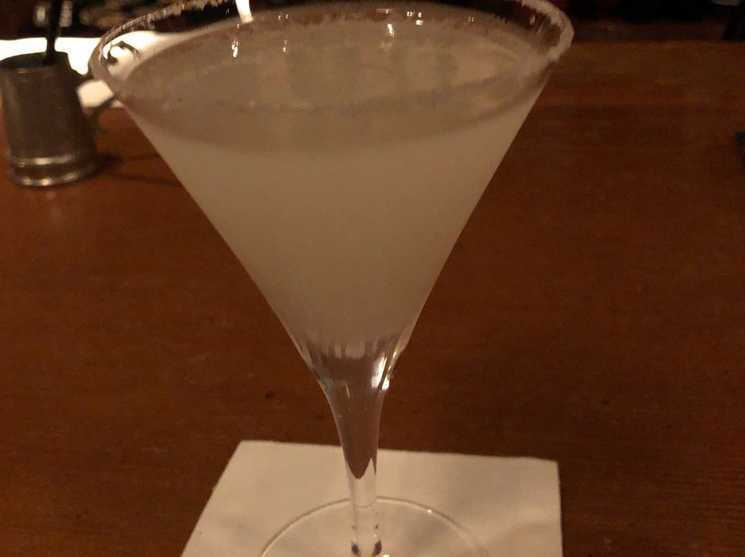メインバー コート