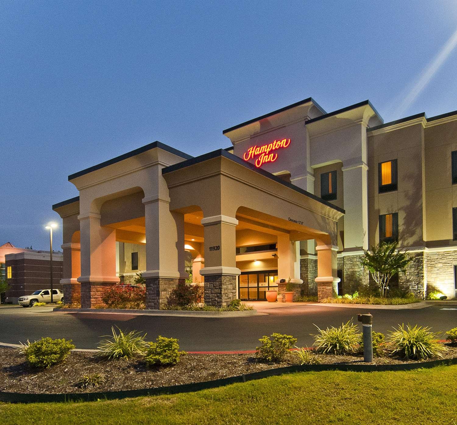 Hampton Inn Maumelle-官方