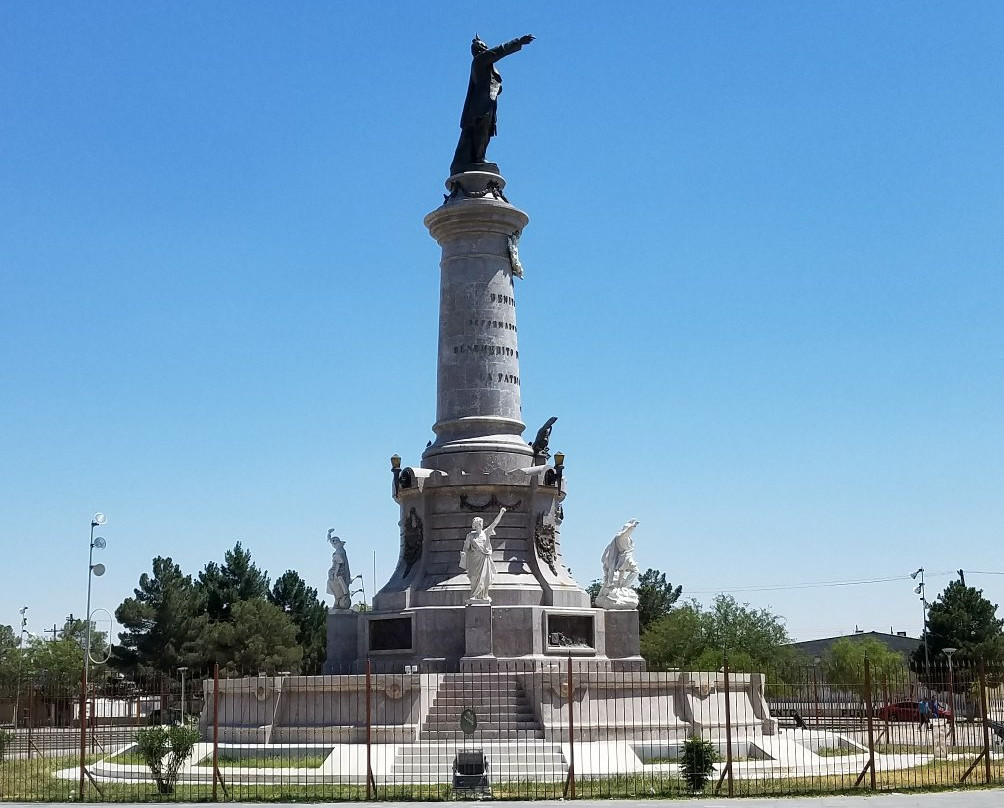 Monumento JRZ景点图片
