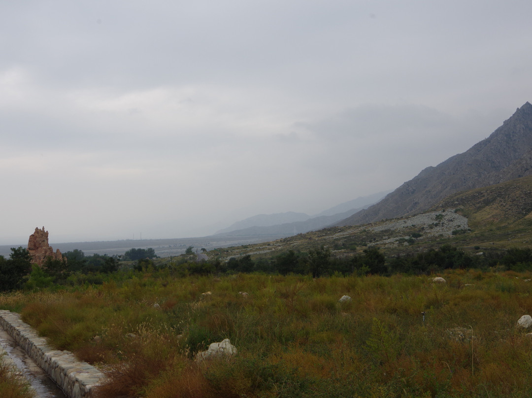 银川韩美林艺术馆-贺兰县必去景点