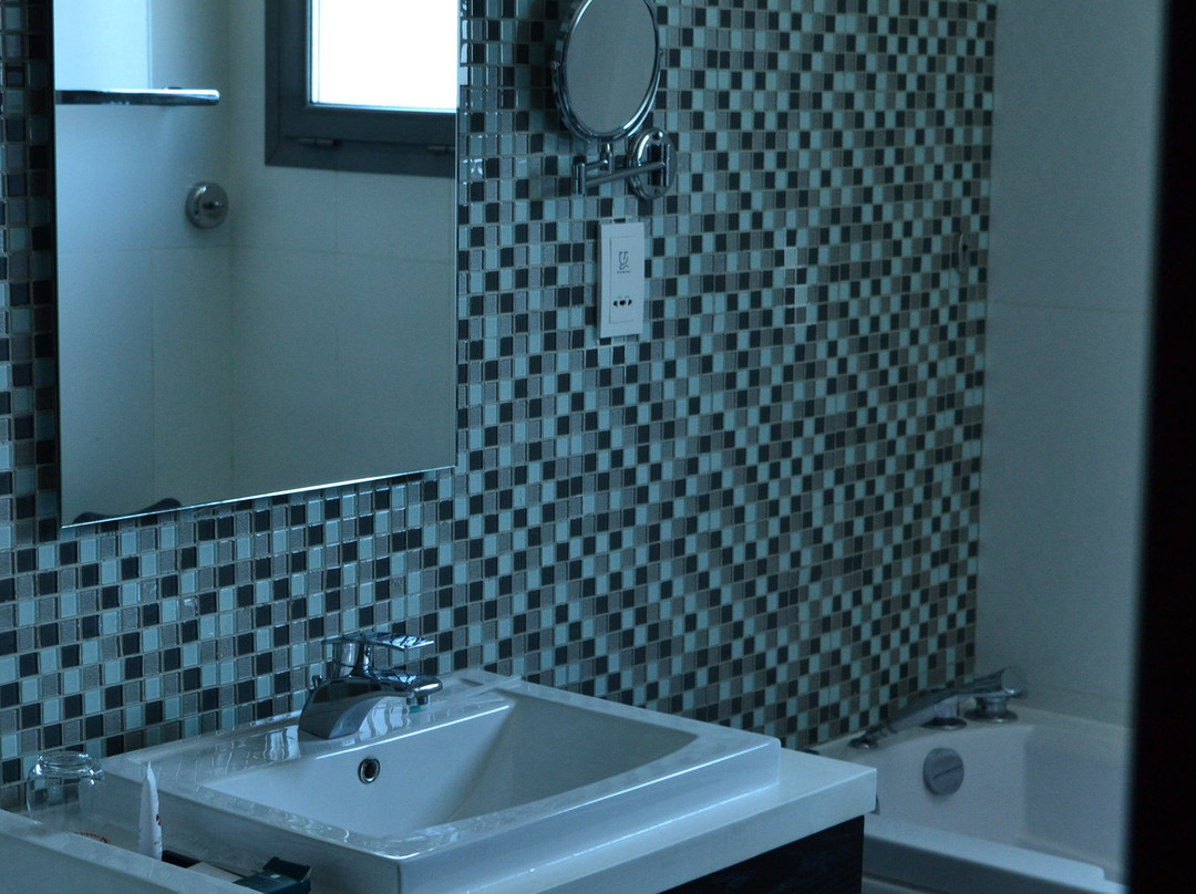 Ramada Hotel & Suites by Wyndham Amwaj Islands Manama主图