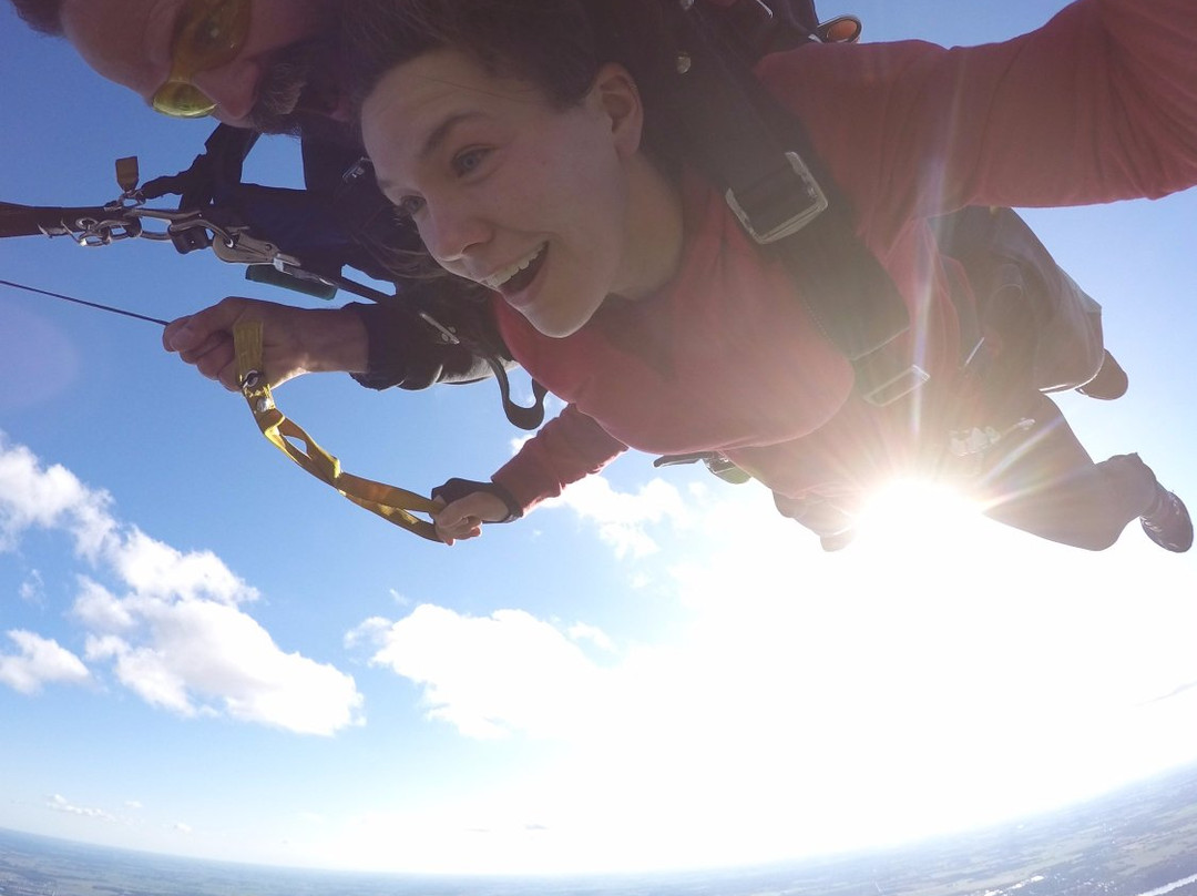 Skydive the Rock-伯洛伊特必去景点