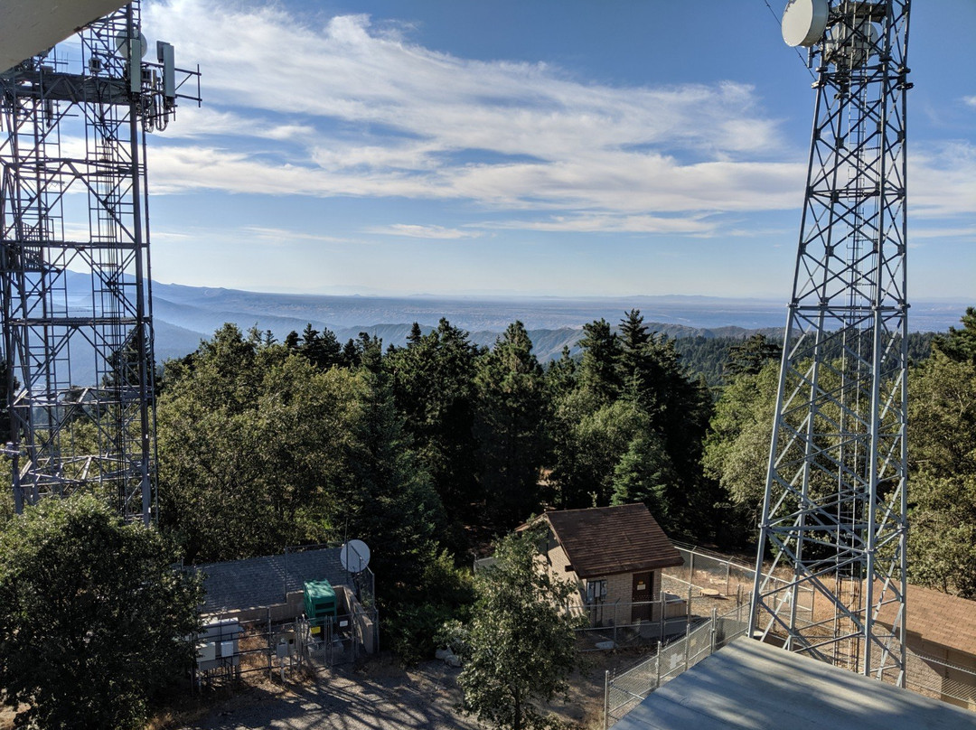 Strawberry Peak Fire Lookout-Twin Peaks必去景点