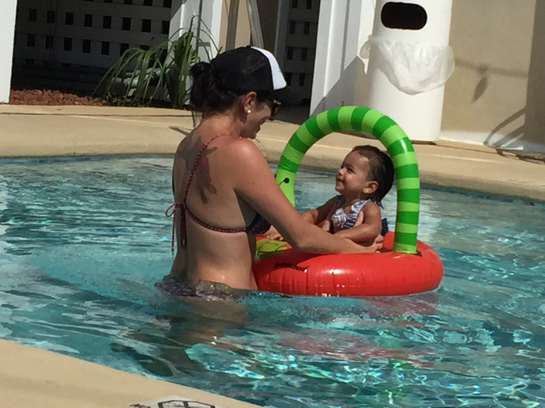 Sandpeddler Inn & Suites主图