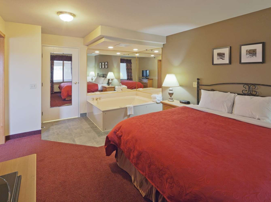 Holiday Inn Express & Suites Port Washington主图